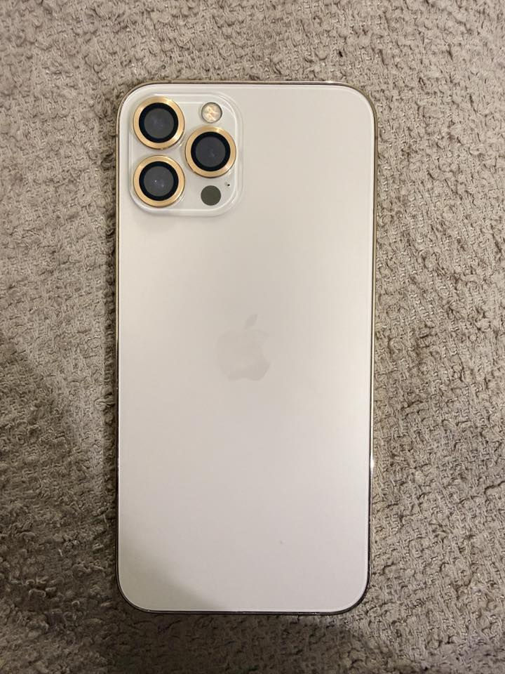 السلام عليكم ايفون 12برو ماكس تلفون نضيف  مبدل كلاسه مال شاشه اصليه تلفون كلش حلو شرق اوسط ماستر AAA 

*********** مكاني بابل  
السعر 425
