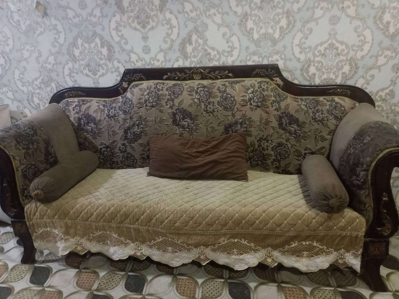 سلام عليكم تخم ٧مقاعد للبيع ٧٥مستعجلين على بيعته


**إذا كنت صاحب هذا الإعلان وتريد حذفه لأي سبب، رجاءا أرسل رسالة إلى الدعم الفني**