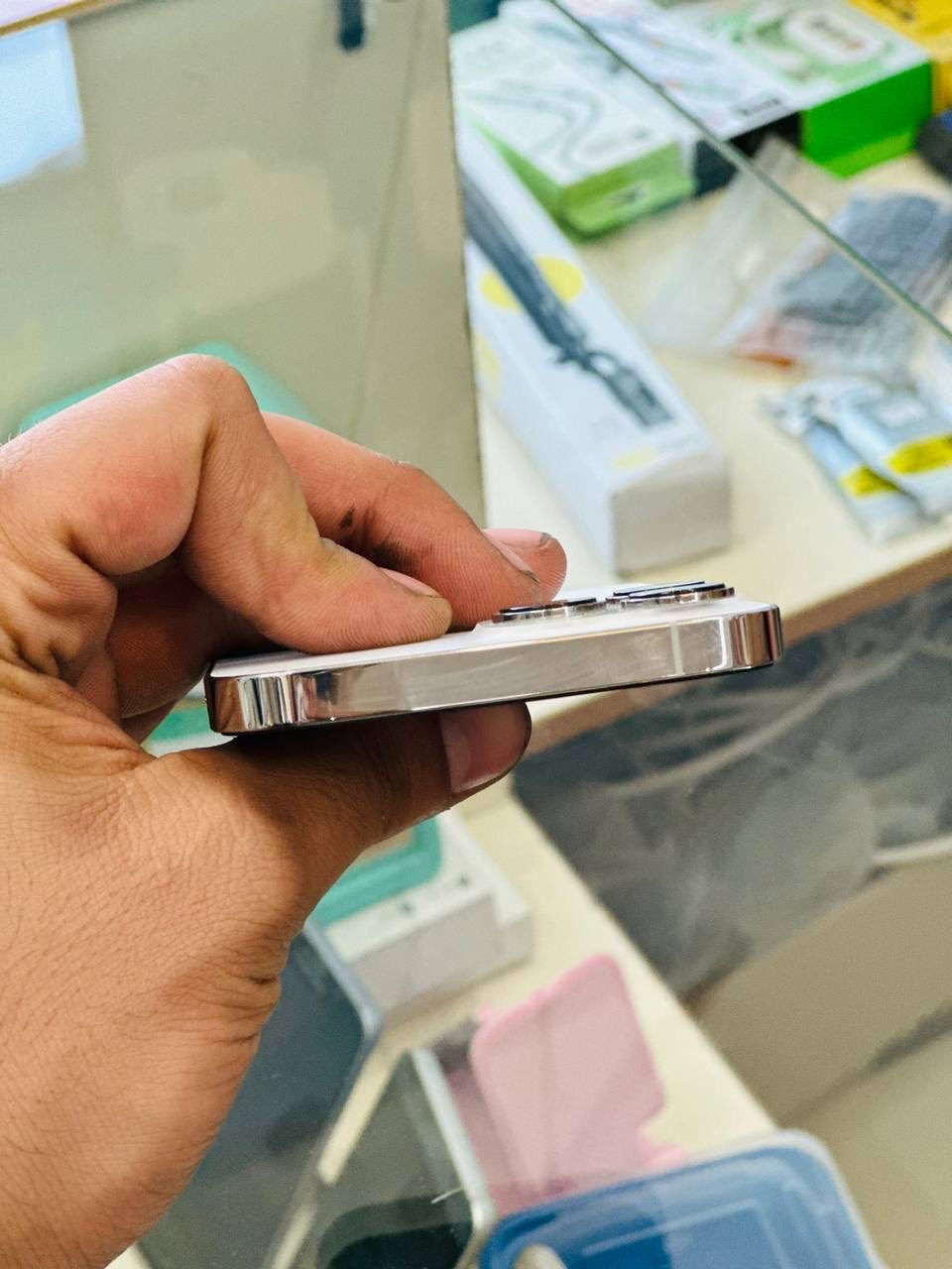 13 PRO MAX
جهاز كلش نضيف شخط واحدي مابي 

ما مفتوح وتر 

بطاريه ٨٨

ذاكره ٢٥٦

***********٧

واتساب فقط 
المكان النجف
