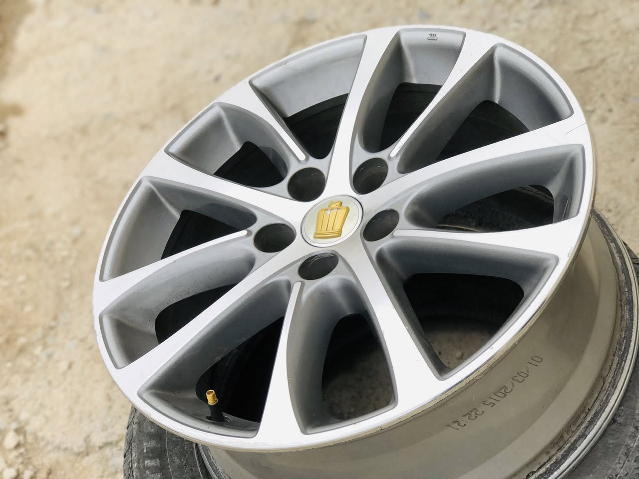 A
ئه م تايه و ويله مان هه يه بوو فروش يان گورينه وه ب
ماشاءالله شتيكى زور جوانه قياسى ١٨يه ماله كه خوى ديار
به يارمه تى ئادمينى دل 😍
***********
***********
