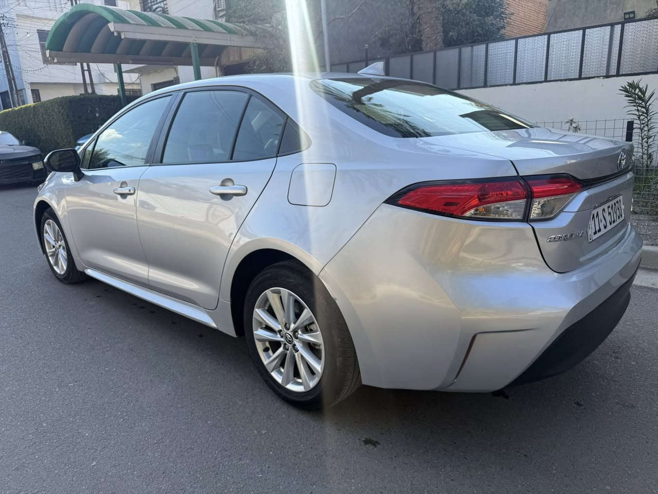 السلام عليكم
كورلا هايبرد موديل 2024 

ماشيه 11

مواصفات le بصمه ويل كب 

صور الحادث مرفقه بلمنشور 

ايرباك برده فقط 

مرقم بغداد 

العنوان بغداد حي الجامعه 

السعر 180 

***********
