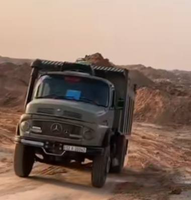 سلام عليكم للبيع قجمه موديل 80ام الغوه بلادي بدي مايلر رقم نكليزي تحويل ثاني يوم سنويه 2029اخوان اني مكلف بلنشر هاذه رقم صاحبها ***********
