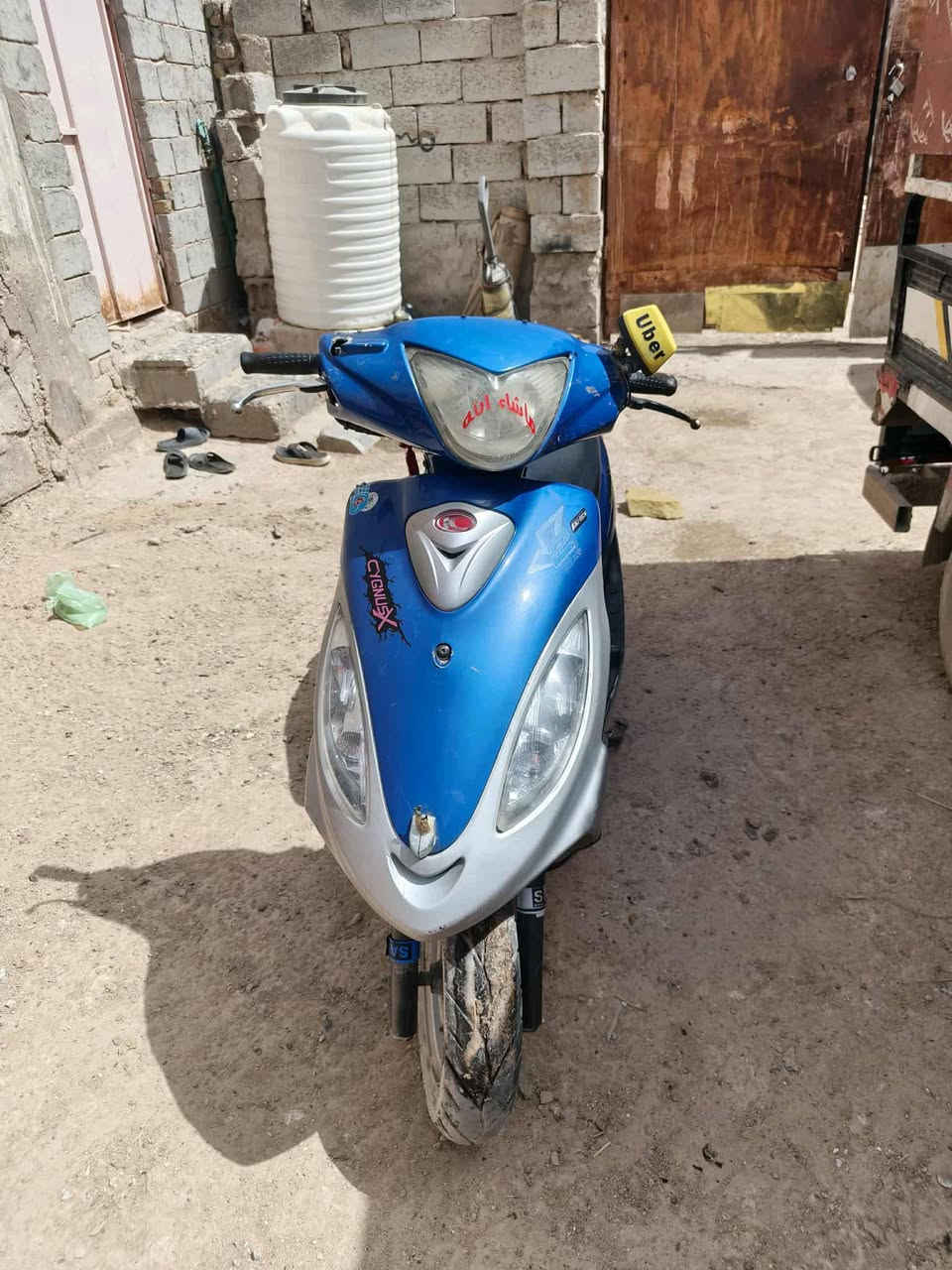 سلام عليكم دراجه ڤي تو للبيع ع الفحص مديل ١٥تجي تفحص يلا تاخذ بيع مستعجل السعر ٥٥٠وبيه مجال بسيط المكان كوفه شارع المعمل الاتصال ع الرقم ***********
