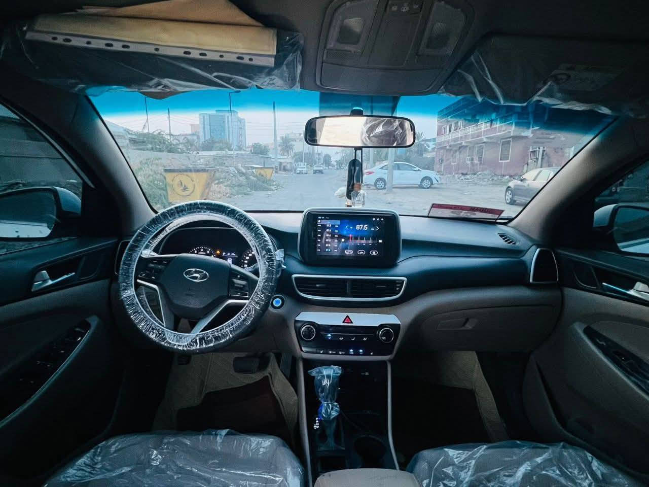 السلام عليكم ورحمة توسان 2020 مكفوله كفاله عامه كير مكينه حداديه سعر 195 الاستفسار 
الاتصال على *********** ميسان علي الغربي
