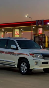 لاندكروز بريم • ٢٠٠٩ • رقم بغداد