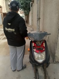 سكنس نثيه كوم حديد لتكلي شبيها مابيها تجي تأخذها وتروح ب150 العنوان بغ...