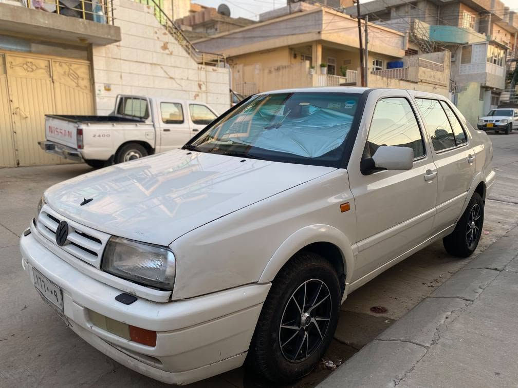 سيارەی بۆفرۆشتن  دەرۆەی و ناوەوەی پاکە نرخکەی کەمیک مەجالی تیایە
*********** السليمانية, العراق
