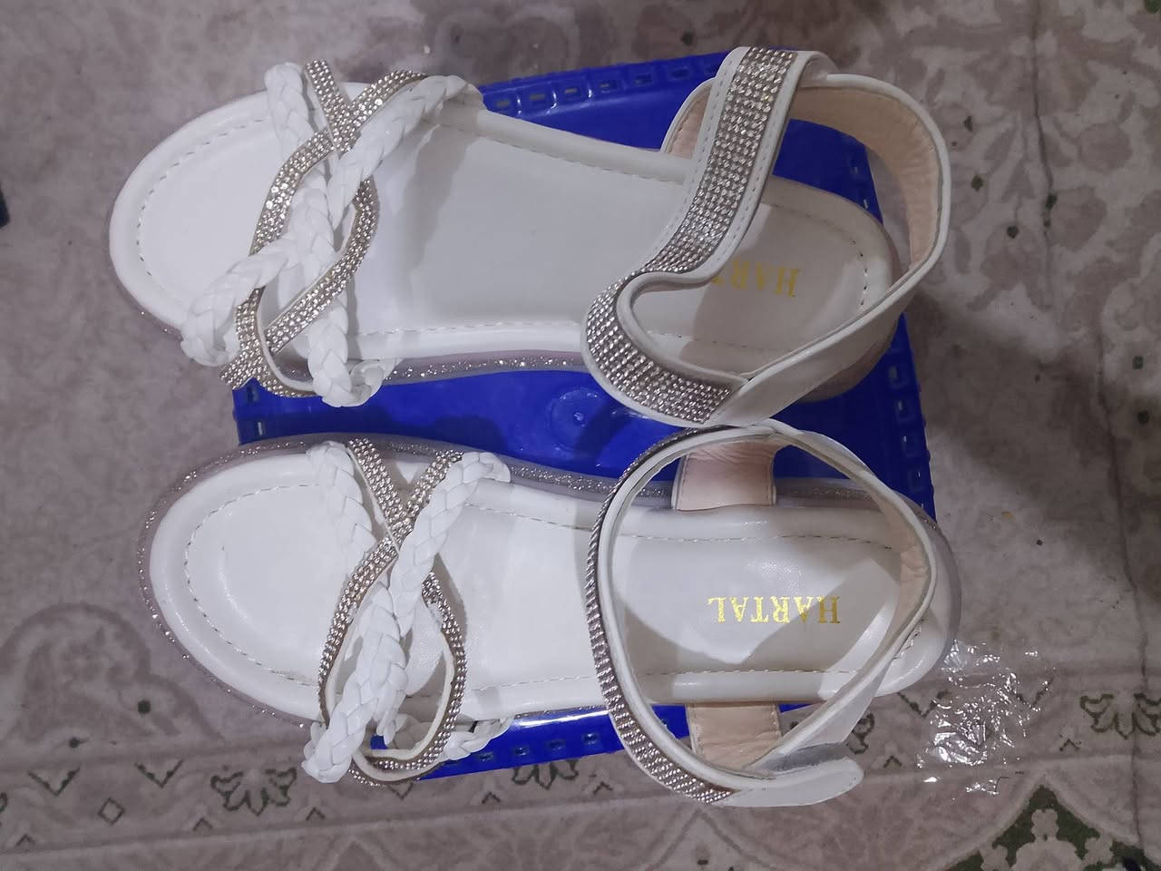 تخفيضات العيد احذيه بسعر جوه السوك الحذاء ب 4 اثنين ب 7 متوفر جميع القياسات الي تحب  تحجز تدخل خاص


**إذا كنت صاحب هذا الإعلان وتريد حذفه لأي سبب، رجاءا أرسل رسالة إلى الدعم الفني**