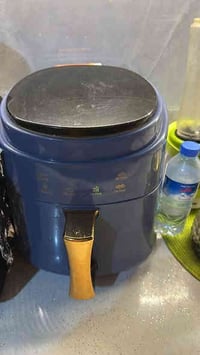 للبيع طباخ ٦٠ قلاية ٦٠ طخم ٤٥٠ بيهم مجال شي قليل  ٠٧٧٤٠٩٠٨٦١٤