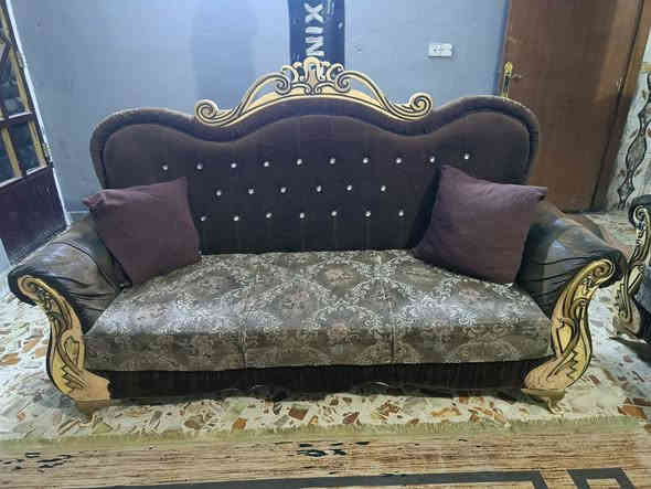 تخم عشر مقاعد نضافه 50 /100 السعر 200
رقم الواتساب ***********
