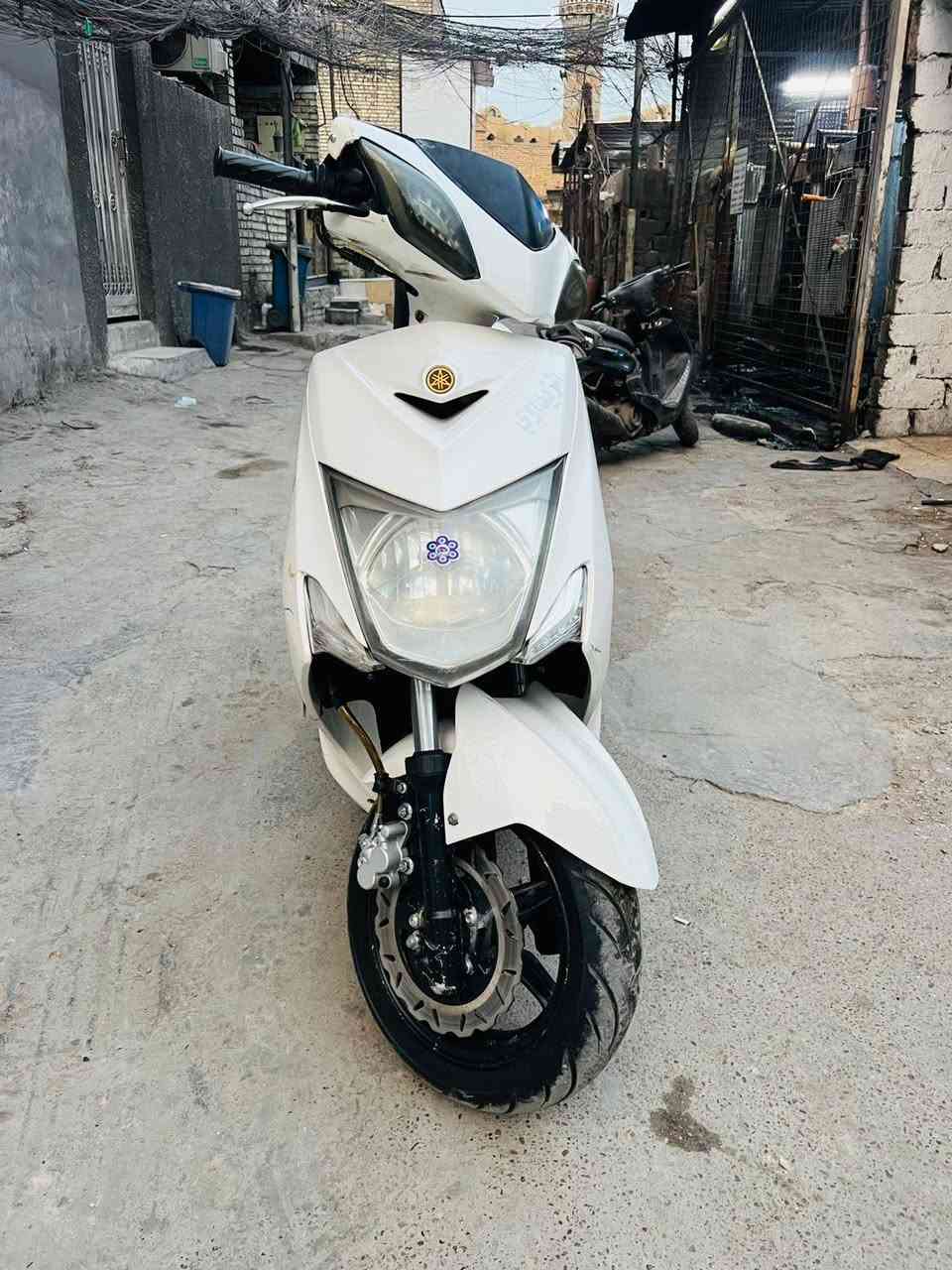 سكنس لد مكينه مكفوله مكاني قرب مقهى البيروتي ***********
