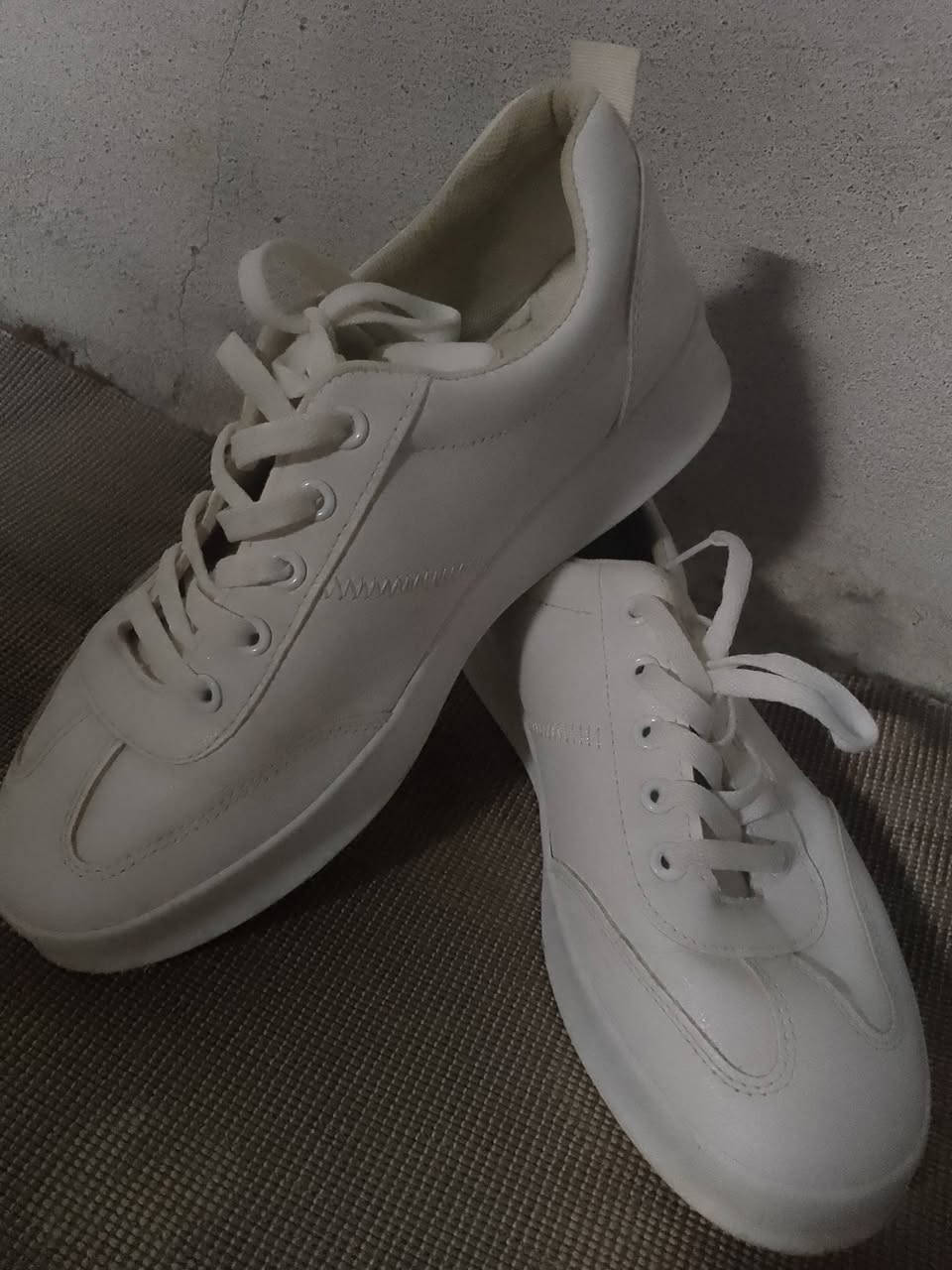 للبيع الواحد على 8


**إذا كنت صاحب هذا الإعلان وتريد حذفه لأي سبب، رجاءا أرسل رسالة إلى الدعم الفني**