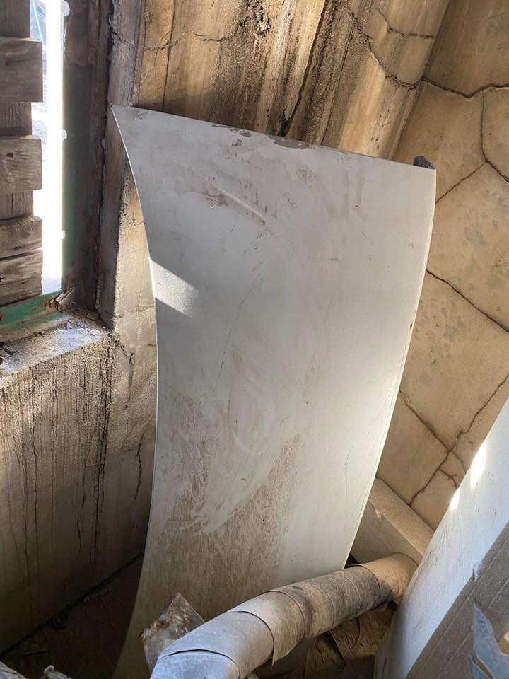 غراض فكترا للبيع 

مكاني موصل 
للتواصل
***********
*********** واتساب
