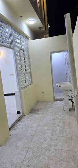 يــالله بــيــت 100 متر …
بناء طابوك صب اساس وسقف كونكريت 
قريب لشارع … مشمول بالتطويب …
غــــرفـــه صــــالـــه اســـتــقــبــال مــطــبـــخ تـــخــاريـــج 
عنوان البيت شارع المعمل مقابل اسواق علي الرماحي …
السعر 43 
للاسـتـفـسـار *********** واتــســاب +اتــصـال 

@إشارة #مكتب_الحجيمي_للعقارات_قرب_صيدليه_الالفه 
#تــرمــيـم_بــنـاء_ايــجـار_رهــن_بـيـع_شـراء
