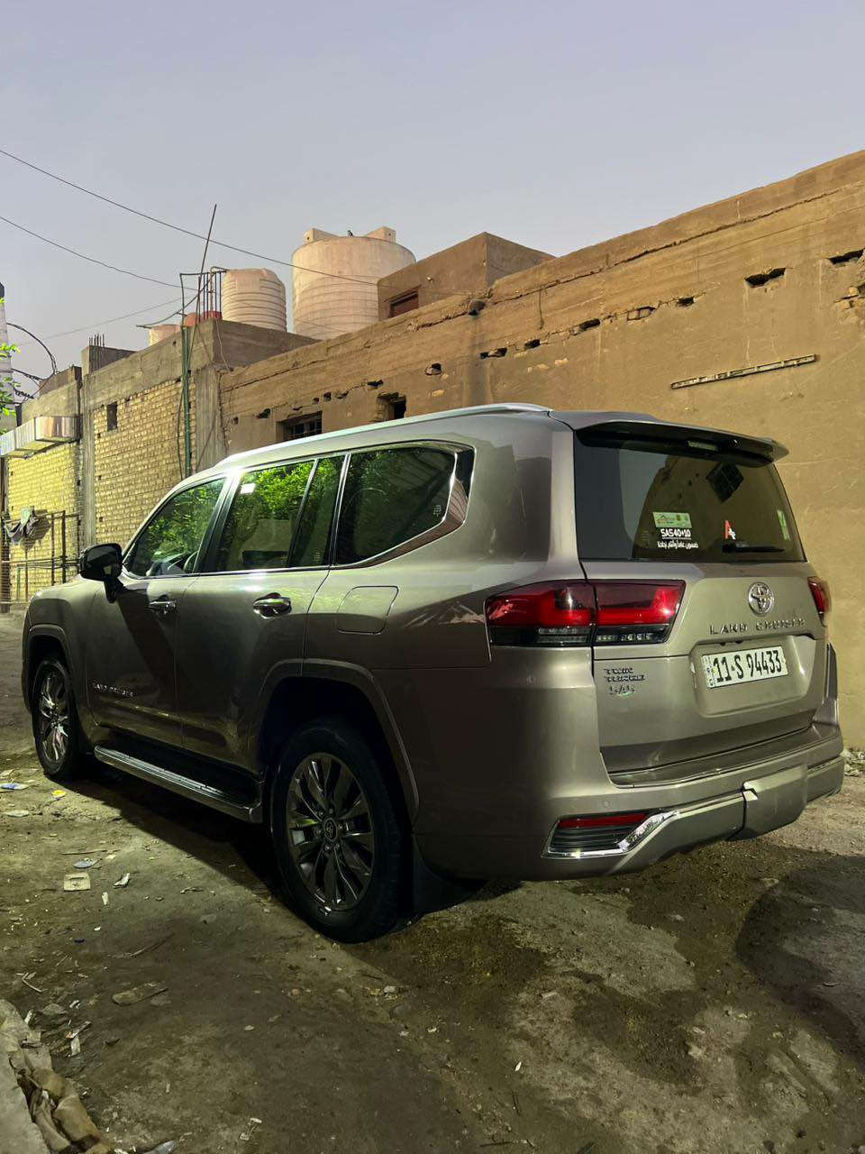 لاندكروز ٢٠٢٣ VX توربو وكالة ساز لون ذهبي مكفولة ماشية ٩٠ الف كيلو فول مواصفات
مكان السماوة 
بيع او مراوس 
*********** السماوا, المثنى
