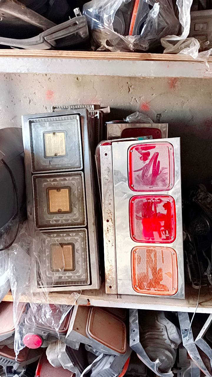 السلام عليكم ورحمه الله وبركاته ادوات هينو احتياطيه للبيع مكان حله شارع 80 استفسار ***********
