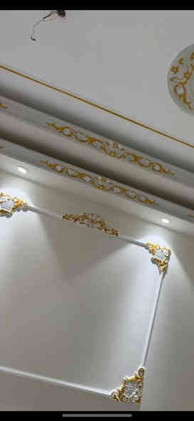 شباب عندي قولب للبيع مستخدم قليل بسعر مناسب ابيع  مفرد كلهن مو مشكله  وموجود توصيل ***********
