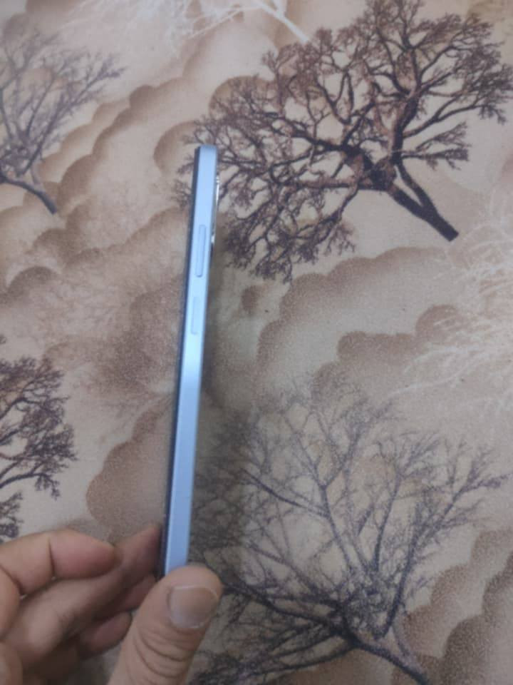 للبيع اوبو a18
ذاكرة 128 جهاز نضيف فقط جامه مال كاميرا بيها فطر السعر 85


**إذا كنت صاحب هذا الإعلان وتريد حذفه لأي سبب، رجاءا أرسل رسالة إلى الدعم الفني**