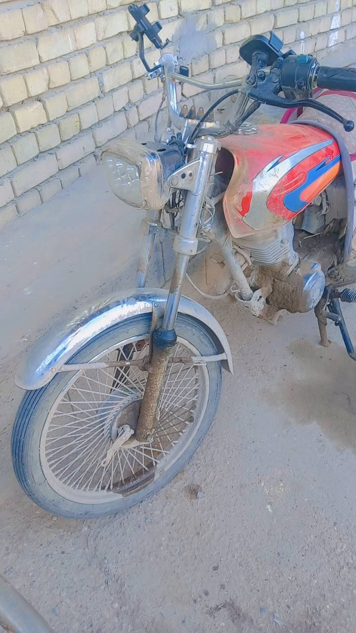 سلام عليكم  دراجه للبيع الدراجه كايمه  مامتواجد على النت بس على الرقم *********** الدراجه مامقسوله والله
