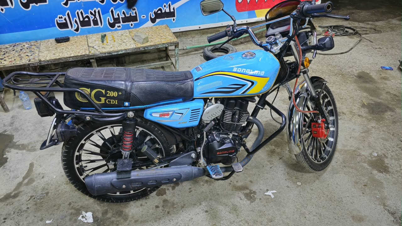 دراجه اياراني 2026 بصمه تشغيل عن بعد جاهزه بالكامل ماشيه شي قليل مكينه 200 
الدراجه سعرها مليون وبيهة مجال قليل 
***********
