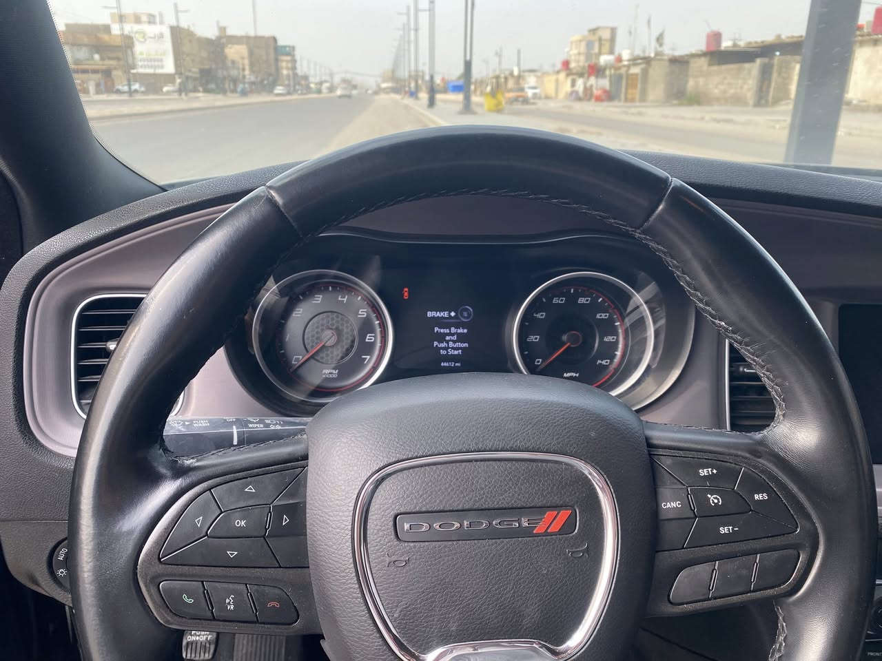 سلام عليكم جاجرموديل 23 أخرصدار واردمريكي حادثه بل منشور حادث بسيط بدون يرباك صبغ جاملغ خلفي جنطه مبديل صليه يعني صبغ بس قطع وحده الباقي كفاله حته من البارد بجم كبس مكان سياره البصره تصال *********** بيع ومراوس
