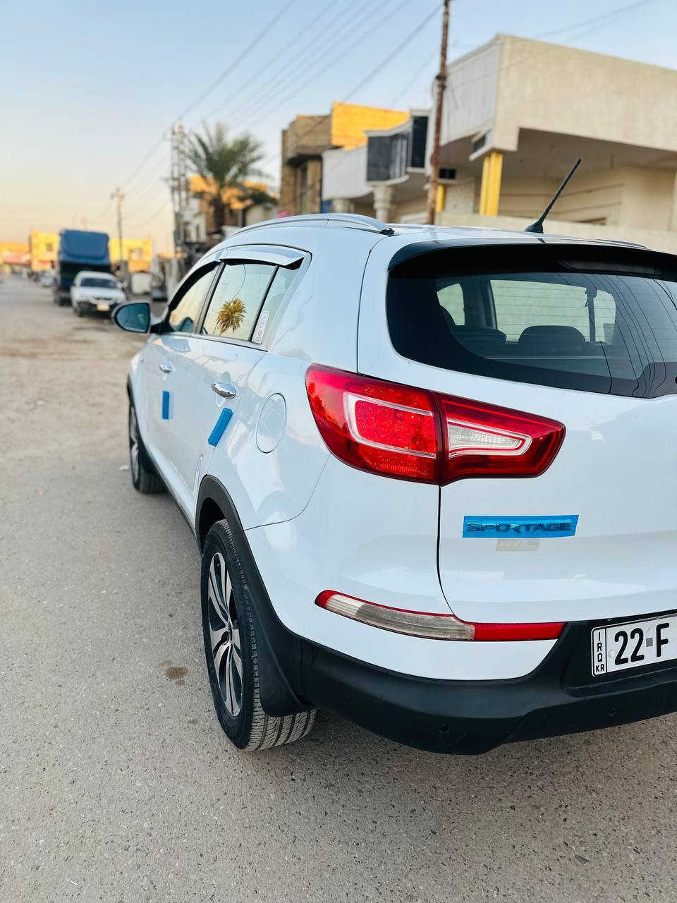 سلام عليكم كيا سبورتج موديل 14 وارد خليجي رقم اربيل تحويل ثاني يوم هزه جديده سنويه جديده رقم انكليزي محرك 2400 كير ومحرك مكفولات السياره ضرر جاملغ خلفي وداير الجاملغ المامي سياره جاهزه تخم تاير صدر أمامي خلفي كله جديد السياره احلا من الصور مكان بغداد ابو غريب خان ضاري مكلف بل نشر السعر 145 وبيها مجال رقمي ***********   ***********
