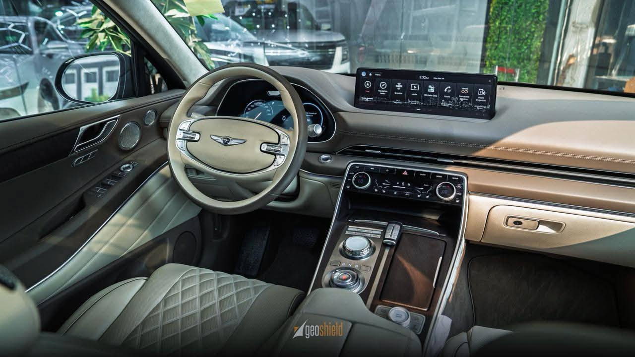 للبيع | Genesis GV80 Advance Prestige
 (أعلى فئة) الموديل: 2023 رقم: أربيل

الممشى: 49,000 كم
اللون: Matte Brunswick Green
التغليف: PPF شركة Geoshield بضمان مفتوح
سعر التغليف 5 مليون دينار
الحالة:
السيارة فول مواصفات، جاهزة من جميع النواحي، ما بيها أي نقص
المحرك:
6 سلندر
3500 توين تيربو
قوي وناعم
المواصفات:
كشنات كهرباء مع خزين ووضعيات
كشنات أمامية وخلفية كهربائية
تدفئة وتبريد بالكشنات
بردات خلفية كهرباء
تحكم ريموت تقديم وترجيع
أوتو هولد
أوتو بارك
توقف ذاتي
سايد بريك كهرباء
صندوق كهرباء
نقطة عمياء
داتو شو
كاميرات 360 درجة
خمس كاميرات محيطية مع حساسات
رادارات 360 درجة
بانوراما
مرايا شفط
تشغيل عن بعد
لايت زينون + LED
شعار جينسس يضوي عند فتح الباب
ملاحظة الحادث:
حادث خفيف جداً
تبديل دعامية أمامية فقط
بدون صبغ، بدون بارد، بدون إيرباك

مكان السيارة: بغداد – المنصور
للاستفسار: ***********
