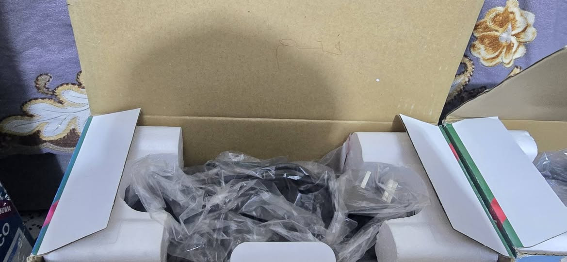 3 اجهزة يو بي اس بلااااش
واحد شغال👍 
وثنين ما عرف شيحتاجن (ابيعهن فحم) يحتاجن صيانة
كلهن ب25 الف 
للعلم سعر الواحد ب45 الف الجديد
يوجد توصيل لكل العراق
***********
