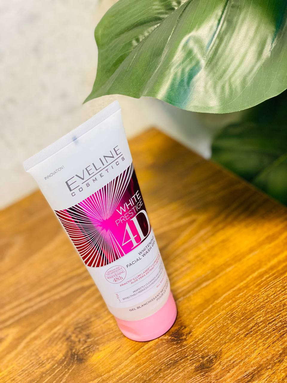 غسول جل فوري لتبييض الوجه والجسم وايت برستيج 4D من إيفلين (Eveline White Prestige 4D Whitening Facial Wash Gel). 

ينقي البشرة بعمق ويعزز التبييض الفعال. ✨
يحتوي على مركب FRACTO2 ILLUMI LASER™ و Lumiwhite™، بالإضافة إلى مستخلص الصبار والبيتين. ✅
يساعد على توحيد لون البشرة ومنع التصبغات. 🤤
مناسب لجميع أنواع البشرة.🔥
الحجم 200ml المنشأ بولندا 🇵🇱

للاستفسار والحجز مراسله خاص


**إذا كنت صاحب هذا الإعلان وتريد حذفه لأي سبب، رجاءا أرسل رسالة إلى الدعم الفني**