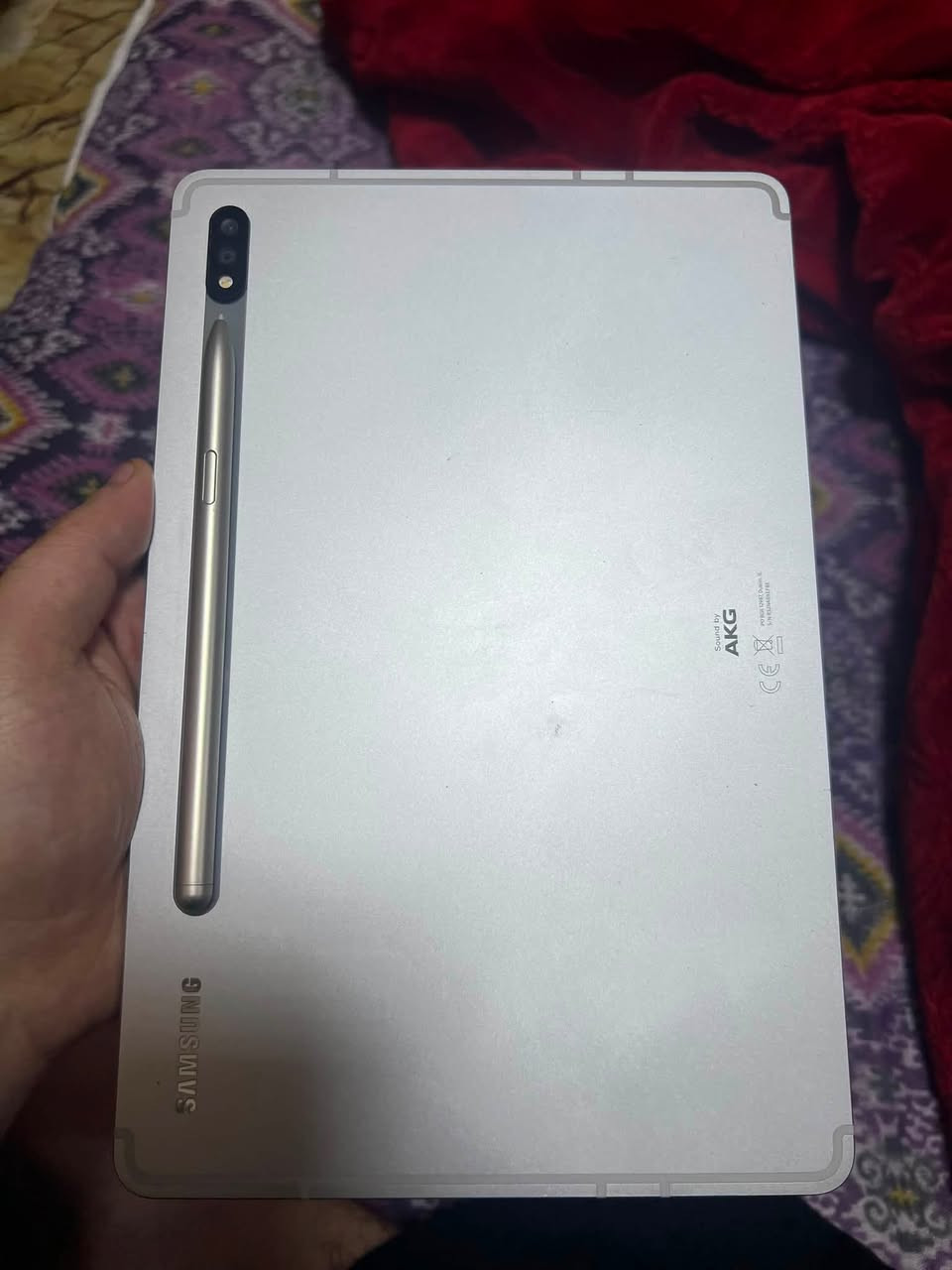 ايباد تابلت s7يشغل 90 فريم جهاز سلس ذاكره 128 جهاز نظيف مداخل تصليح كلشي كدامك ويا قلم خاص بالجهاز سعره تقريبا 120الف تواصل واتساب *********** سعر 600 وبي مجال  اي خذش مابي نظافه 95‎%‎
