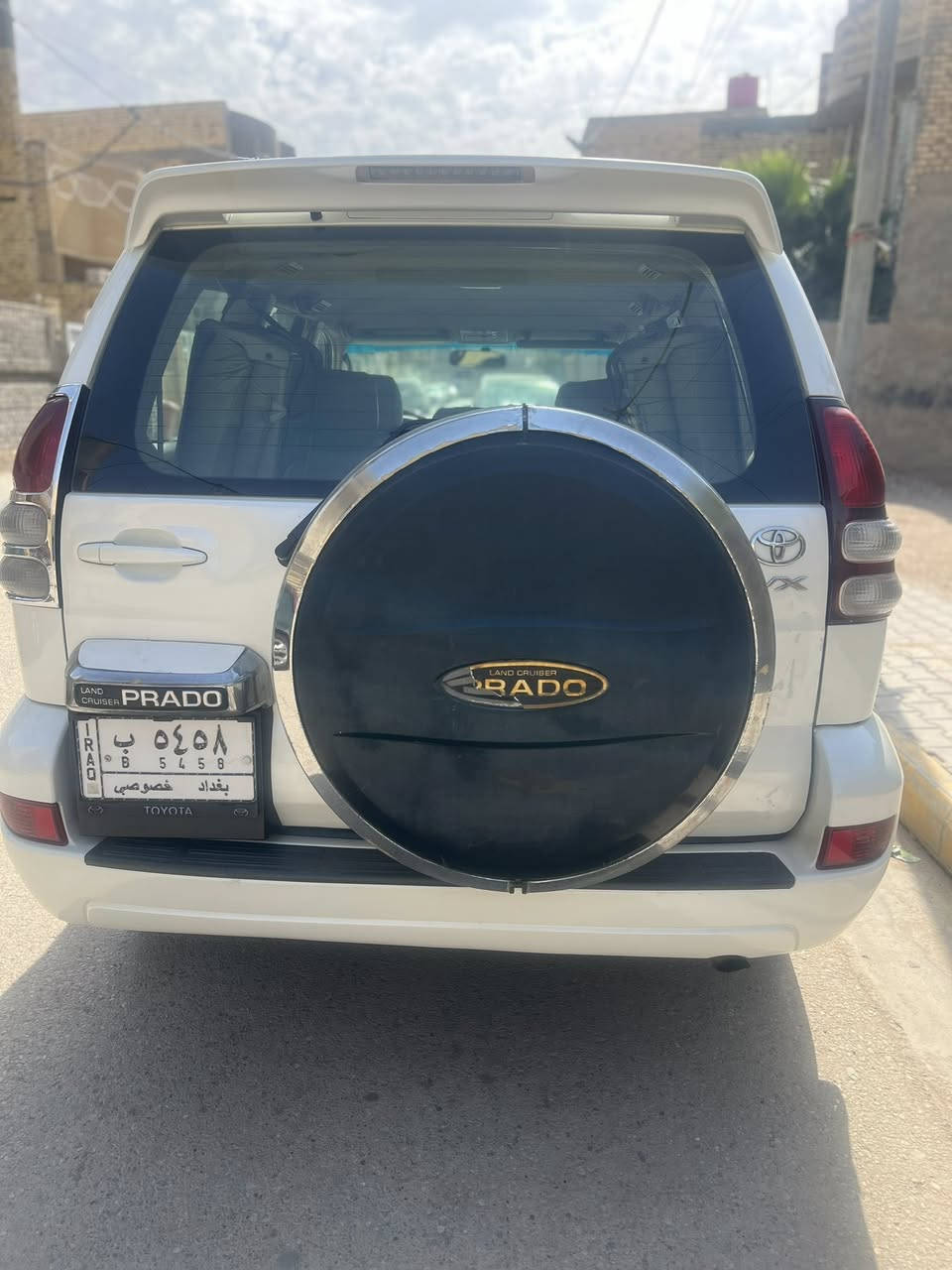 السلام عليكم للبيع او مراوس حسب القناعه برادو موديل ٢٠٠٩ خليجي مكفوله والسونار موجود بلمنشور مكينه ٦ سلندر ٤٠٠٠ عله وضع الشركه مامفتوحه دبل تانكي ثلاجه جاهزه السياره من كلشي مكان السياره واسط الكوت مركز المدينه السعر ١٨٥ للأستفسار ***********
