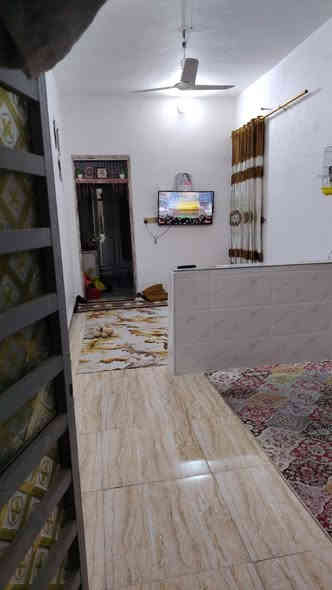 سلام عليكم بيت البيع 67 ونص متر  الكوفة شارع المعمل قرب مدرسة السفير الأهلية
التفاصيل البيت غرفه وحده وصاله ومطبخ وصحيات الاساس صب كونكريت البناء طابوك السقف عكاده 
السعر 20مع المجال 
***********☎️

***********☎️
الاستفسار اتصال او واتساب 
التفاصيل اكثر النجف
