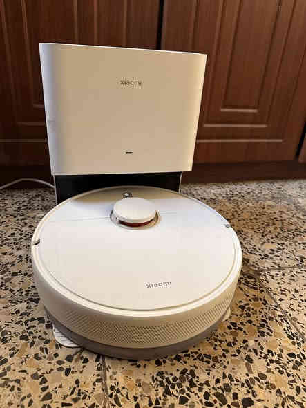 جهاز تنظيف  للبيع كنس ومسح نوعه شاومي  ***********
