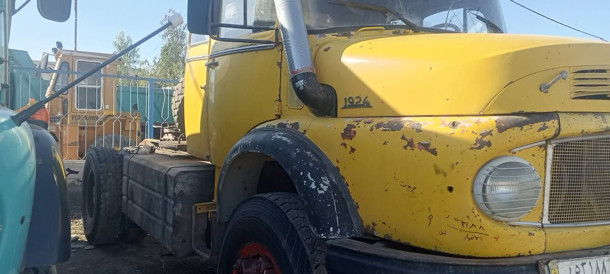 أهلاً وسهلا بكم في معرض الوطن ✨
معرض_الوطن_البيع_وشراء_المعدات_ثقيله🚛🚜🏗

للبيع اقجم سوبر 
كير 111
موديل 1980
شاصي بلادي بدون صبغ 
قماره مصبوغه 
سياره جاهزه العمل ما ناقصها اي شي 
عنوان سياره فلوجه خط سريع معارض فلوجه معرض الوطن 

***********📞📲

***********📞📲

***********📞📲

صفحه التيك توك         c.f2e
