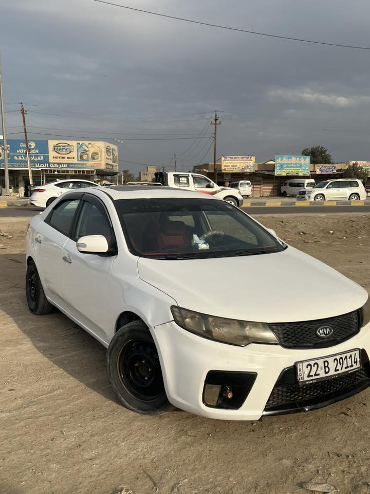 كيا سيراتو ٢٠١١ فول مواصفات
فتحه

بصمة تشغيل

بصمة ابواب 

اشاير مري 

تبريد اوتو 

تحكم استيرن 

شاشة وكاميرا كار بلي 

كير اوتو ٦ نمر

سياره صبغتها عام اثر شخوط وجراد ومصورها فيديو قبل الصبغ مكفوله شاصي لغد دواخل 

٧٧ ورقة بغداد المحمودية 

*********** واتساب
