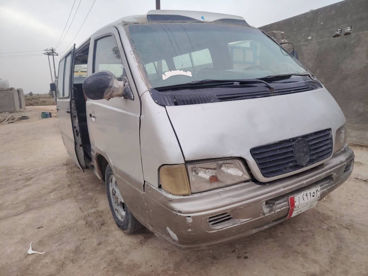 ستاناا موديل 2000 للبيع  مكينه ببيه بخار قليل حدايديه تخم تاير جدد مصفره هيئه
لسعر 38 وبيه مجال قليل مكاني الديوانيه
***********
