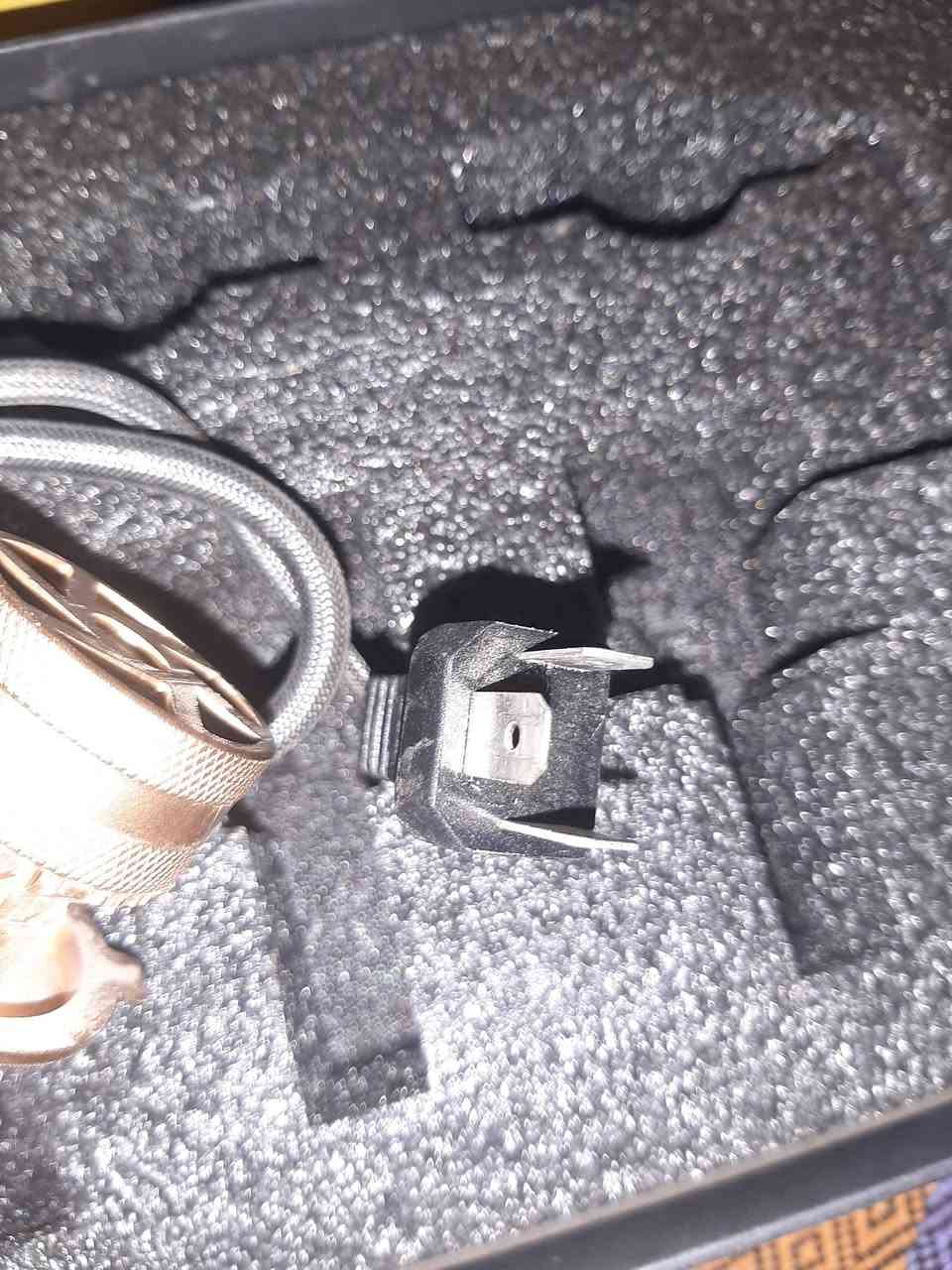 زينون ابيض للبيع استخدام أقل من اسبوع صناعته بيلاروسيا
السعر قيم بل يرظي الله  

رقم الهاتف 

***********
