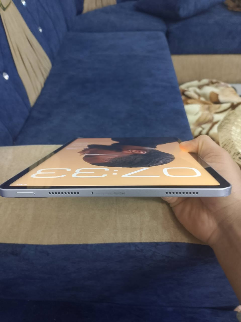 للبيع شاومي باد 7 ذاكرة 256 نسخة رام 12 شاشة 144 هرتز بطارية 8850 ملي امبير معالج سناب دراغون 7بلاس الجهاز كلش نظيف بلادي على وضع الوكالة مستعمل فترة قليلة
السعر 450 الف وبي مجال بسيط 
***********
***********
