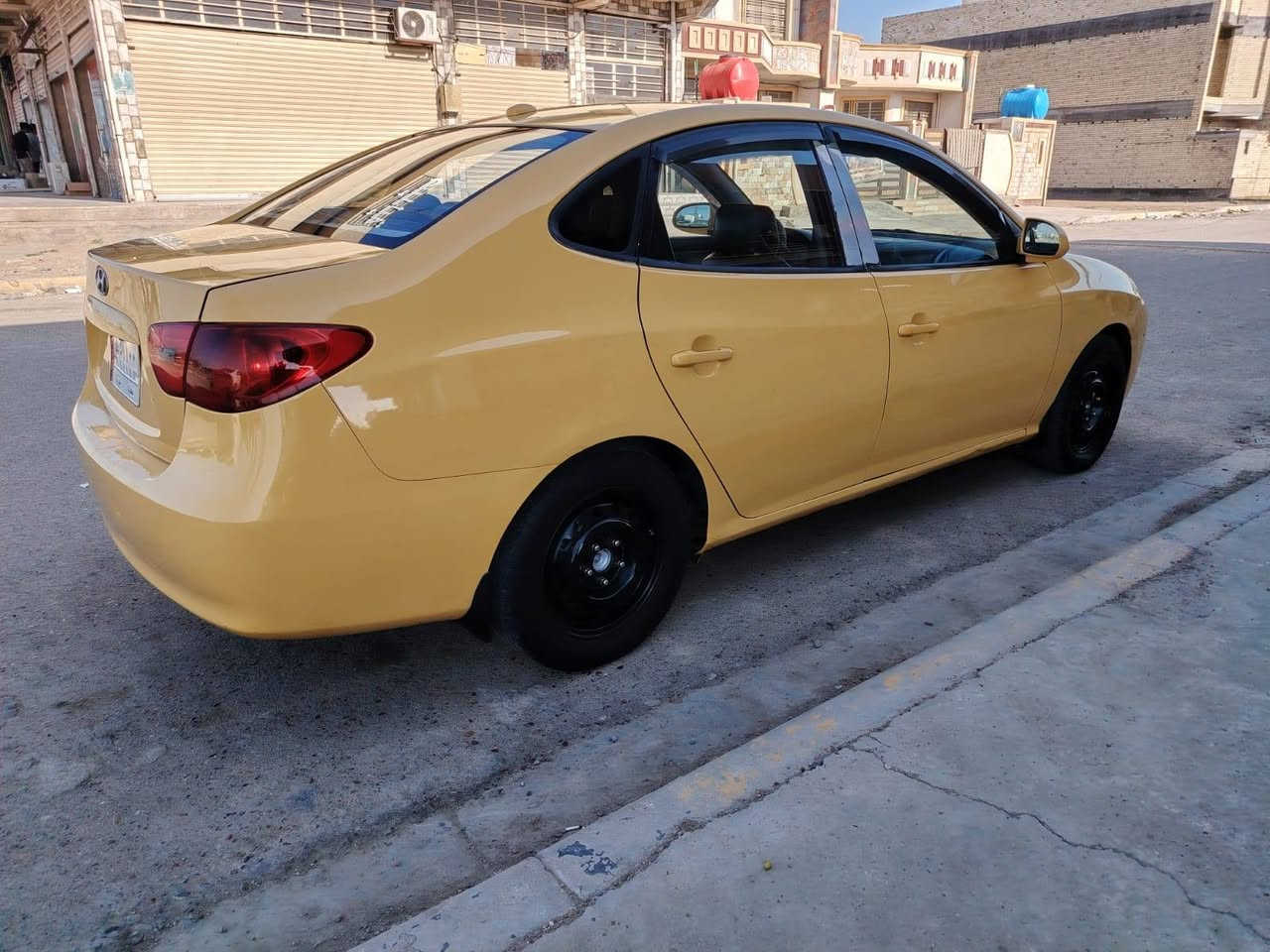 السلام عليكم
 للبيع السعر 87$
 النترا موديل 2008
محرك 2000
 وارد امريكي
 سياره عليه ادامه كامله 
السياره ليبل واحد
 بيه حادث با امريكا جاملغ امامي بدون شاصي بدون لغد 
كير ومحرك مكفولات
 تبريد ثلج 🥶
 تخم تاير جديد
صدر جديد
مغلف كشنات وارضيه جلد
رقم انكليزي باقي بس استلام الوحات
مكاني بغداد ابو غريب واي استفسار الاتصال على الرقم 
0772224338
***********
