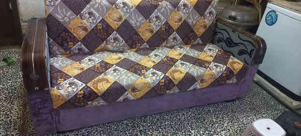 ‎قنفه للبيع نضيفه بسعر مناسب متواجد على نت او***********‎ عمارة
