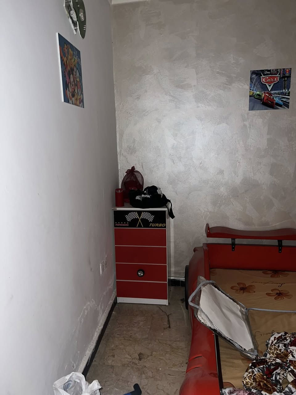 غرفه نوم شابيه ٥ قطع عنوان نفق الشرطه ***********
