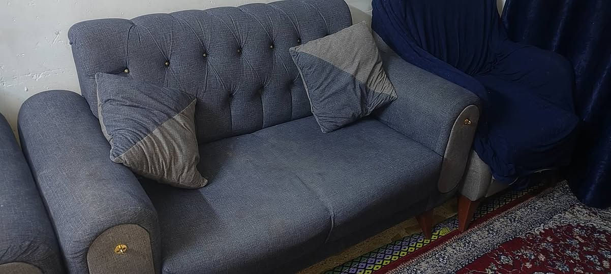 بسعر 275 مكاني ساحه عدن 10 مقاعد


**إذا كنت صاحب هذا الإعلان وتريد حذفه لأي سبب، رجاءا أرسل رسالة إلى الدعم الفني**