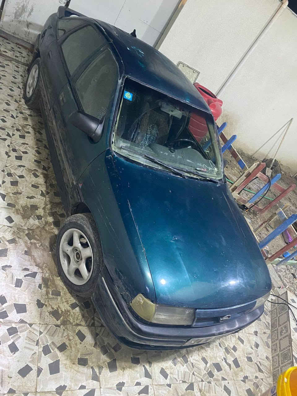 للبيع اوبل فكترا موديل 1995 سياره جاهزه وبسمي تبريد قراضه جاهزه بس عوزه ترتيب مكاني بصره كير عادي السعر 33وبيه مجال ***********
