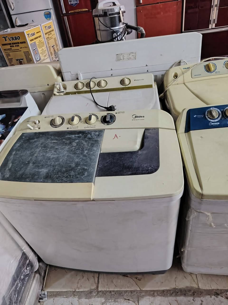 غسالات  نظيفه كلشش شرط الشغل ب75: الف اي وحده منهن
غسالات جديده حجم12 و13و15 كيلو اسعار من160 لحد ال190 الف


**إذا كنت صاحب هذا الإعلان وتريد حذفه لأي سبب، رجاءا أرسل رسالة إلى الدعم الفني**