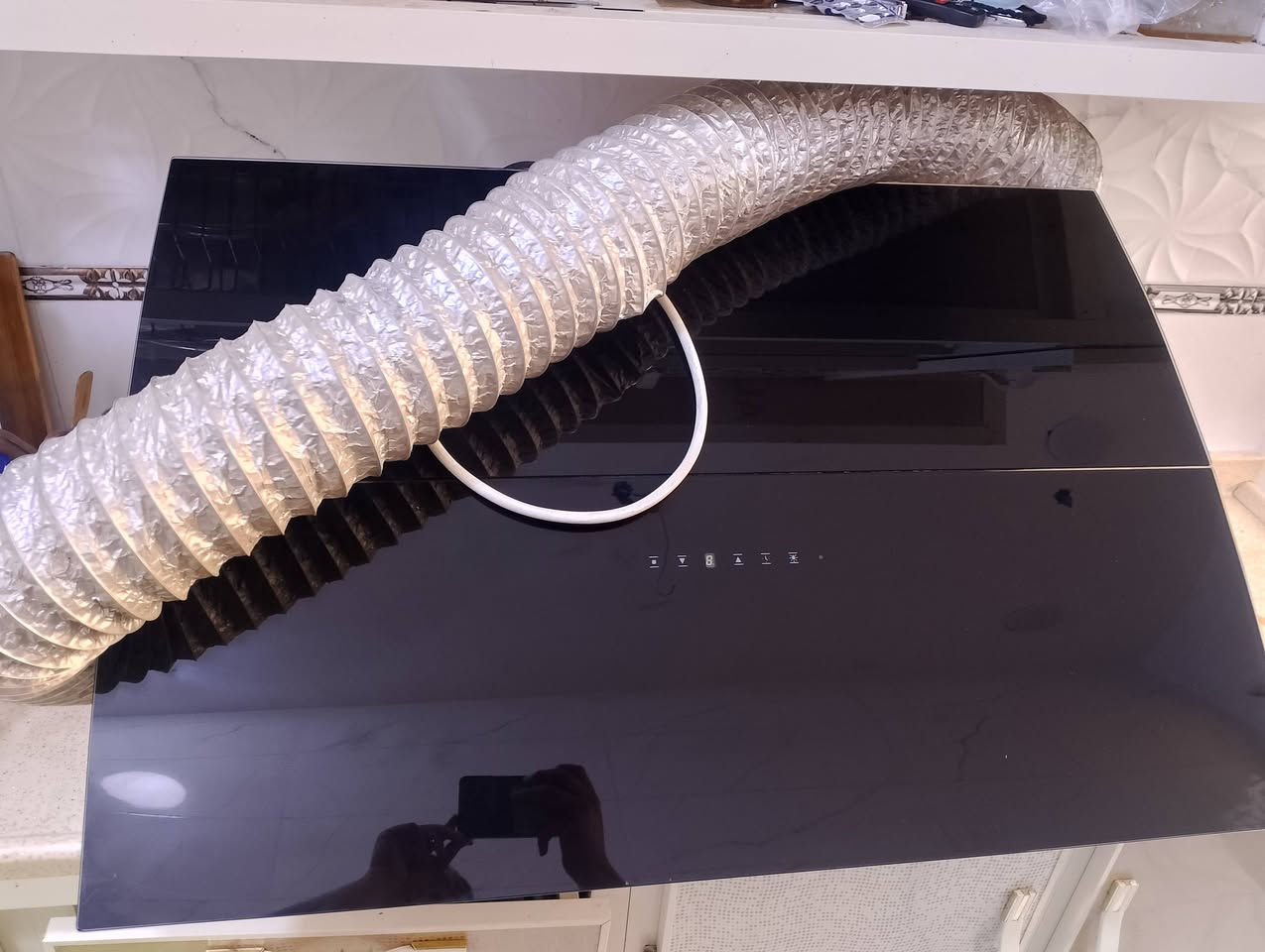 ساحبه دهون الطباخ سعرهه95وبيهه مجال شي بصيط تجي تفحص وانه بخدمتك  العنوان البصره القبله الساحبه جديده غير مستعمله الله شاهد للتواصل ***********واساب فقط
