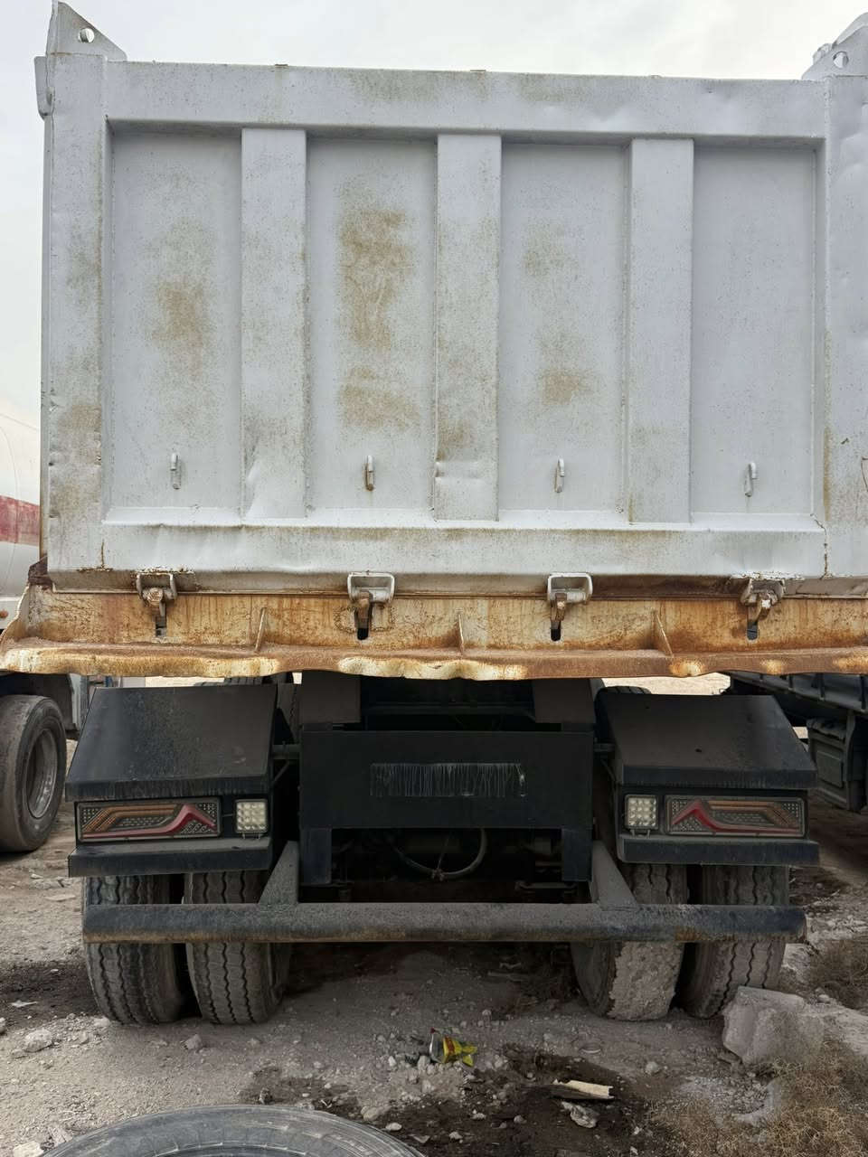 سلام عليكم عربانه للبيع ماموت 32 ذرعتها  اربع دناكير مكفوله مجموعه كرسي براد 16 دناكير كلهن 16  2 جوبلس كهربائيات  
جاهز تخم تاير وحداديه وكهربائيات  سعر ١٧٠ وبيعا مجال

ملاحظه عربانه مشدوده على راس سكس فارقها ٢٢٣٥٠ موجود وصل مراسله خاص للتفاصيل اكثر للشراي


**إذا كنت صاحب هذا الإعلان وتريد حذفه لأي سبب، رجاءا أرسل رسالة إلى الدعم الفني**