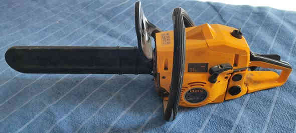 السلام عليكم...منشار للبيع مستخدم مرة واحده فقط لقطع شجرة السدر...السعر 100 الف السعر نهائي رجاء
***********
