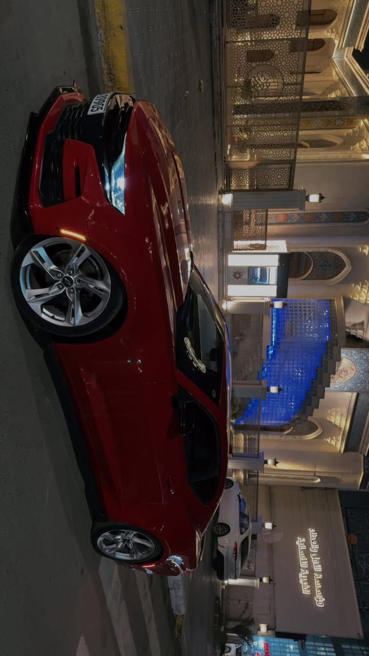 السلام عليكم 
كمارو ٢٠٢١ 

٦ سلندر كير ١٠ نمر 
مواصفات 
بصمه ودخول ذكي وتحكم ستيرن كامل
كشنات كهرباء 
هندبريك بصمه 
وباقي مواصفات ال RS المعروفه 

بكلايت سموك ولحيه اماميه ودوسات ودفيوزر
السياره نصبتها تخبل 

مابيها حادث طبت كسر بالدعاميه وهنا طلع بيها قطعتين كلير الجاملغ الخلفي والباب عكس السايق 

وبيها بارد بالجاملغ الثاني على كد ٤ اصابع 

السياره ناصبه وتخبل

مكاني بغداد تحويل ثاني يوم رقمها اربيل السياره 
بيع او مراوس بشي ٤ بوب 

***********
