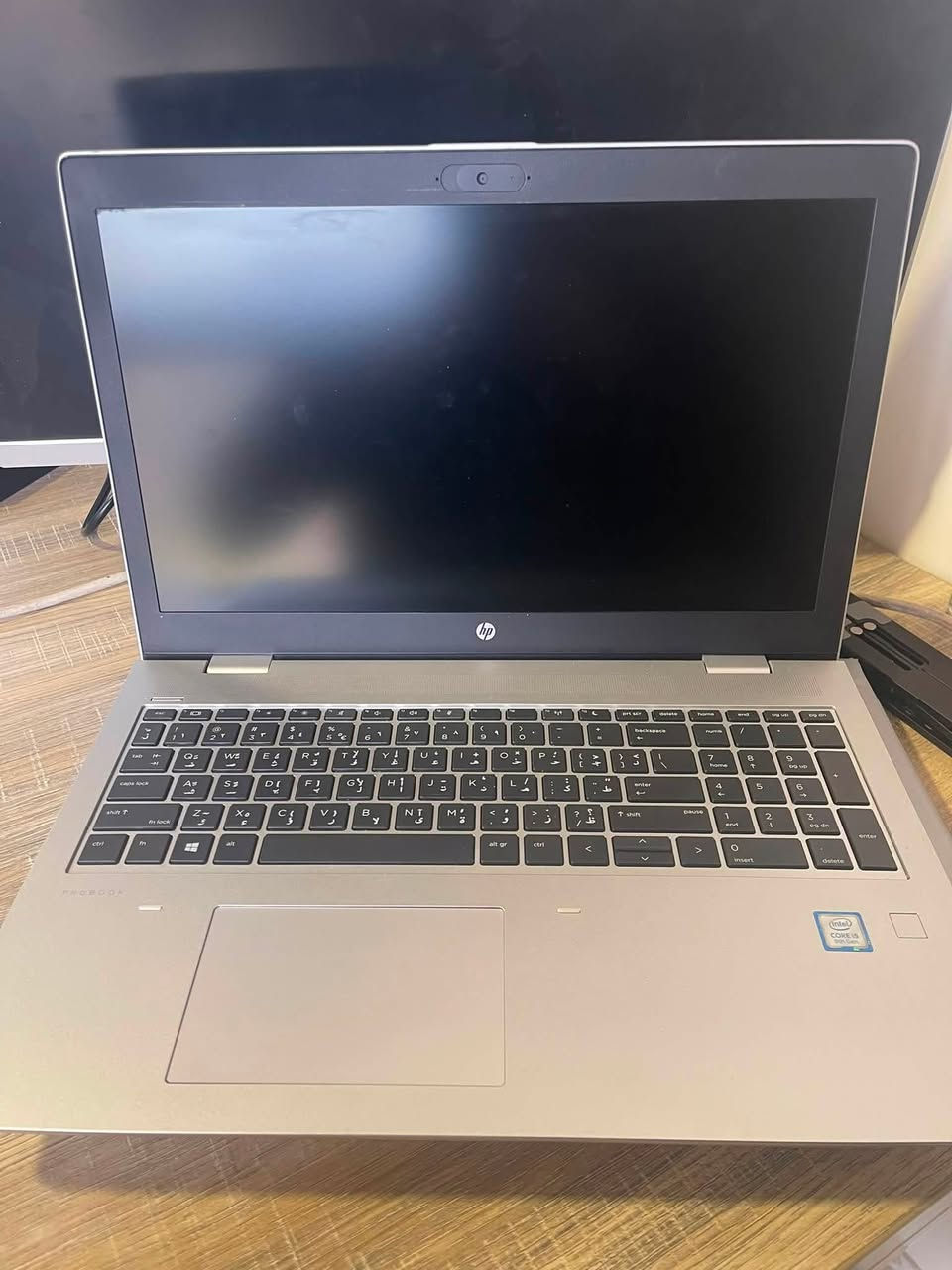 بعد نفاذ الكمية توفر للبيع – عدد 5 حاسبات (Laptop) بحالة ممتازة 🔥
💻 المواصفات:
* المعالج: Intel Core i5-8265U (الجيل الثامن)
* السرعة: 1.60GHz إلى 1.80GHz
* الرام: 8GB RAM
* نوع النظام: 64-bit (x64)
* نظام التشغيل: Windows 10 Home – إصدار 22H2
* مناسبة للشغل والدوام والبرامج والأوفيس والتصفح
* جاهزة للاستخدام

📦 الكمية المتوفرة: 5 أجهزة البيع  
📍 الموقع: بغداد
💰 السعر: (325)وبي مجال 
📞 للاستفسار والمراسلة خاص
 ***********

✨ مناسبة للموظفين – الطلاب – شركات – استخدام مكتبي
