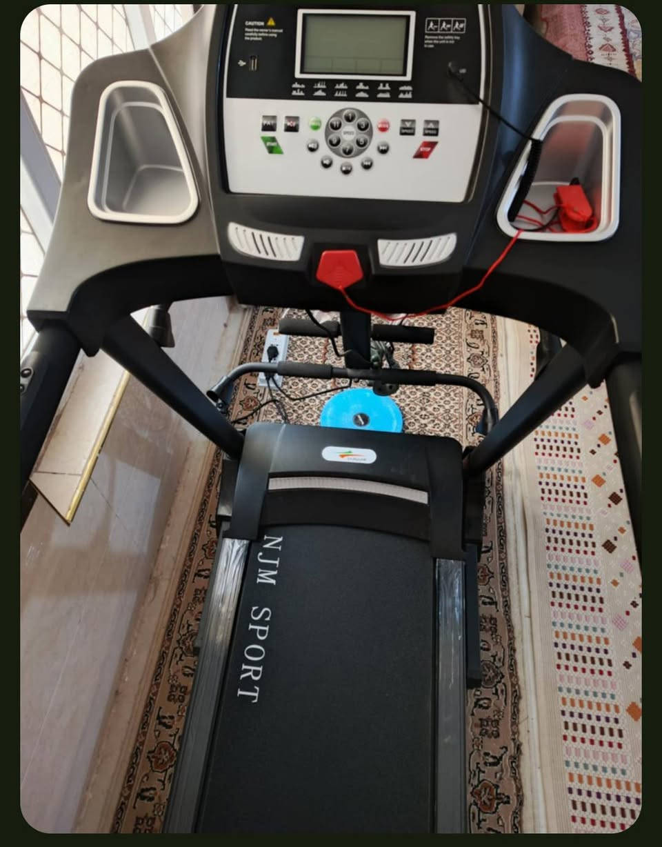 السلام عليكم .. جهاز جري رياضي مستخدم مرة واحدة وزن 160 .. السعر 400 .. العنوان الديوانية المركز .. ***********
